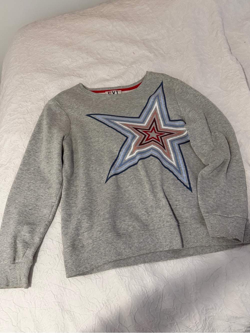 EVI Gray Crewneck Sweater with Multitone Star